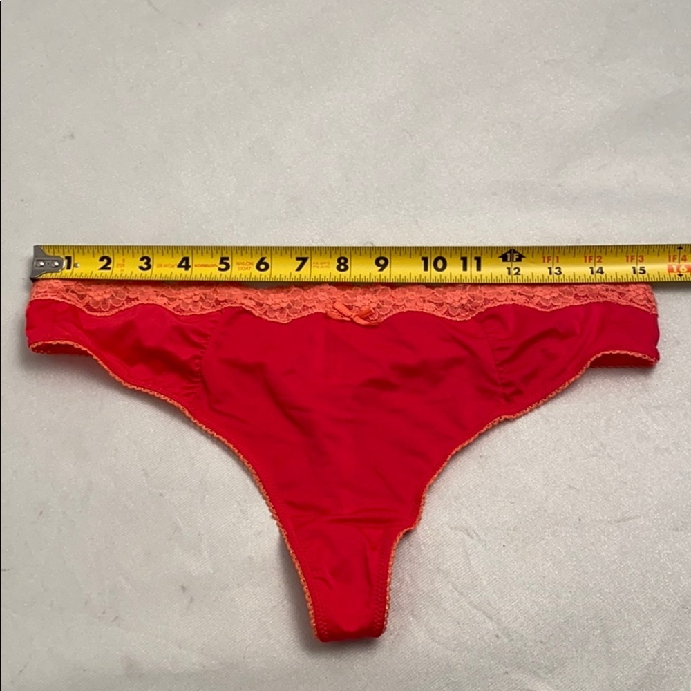 Maidenform pink and coral nylon thong panty XL - Picture 3 of 7
